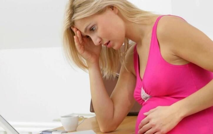 孕期|如果你怀孕了,最好不要将手机放这3个地方,对孕妈和胎儿都不好