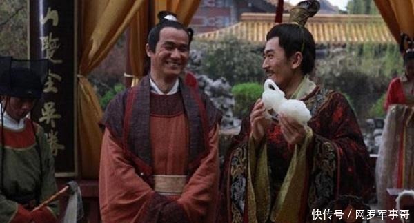 卢俊义等人|《水浒传》中曾经不务正业的高俅,靠什么得到了太尉的官职