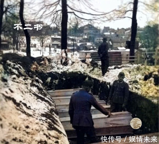 野心|上色老照片：二战中阵亡的德军士兵的葬礼，因希特勒的野心而送命