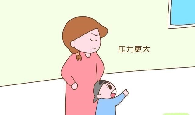 男孩|生的是男孩还是女孩,在妈妈身上就很明显,区别很大!