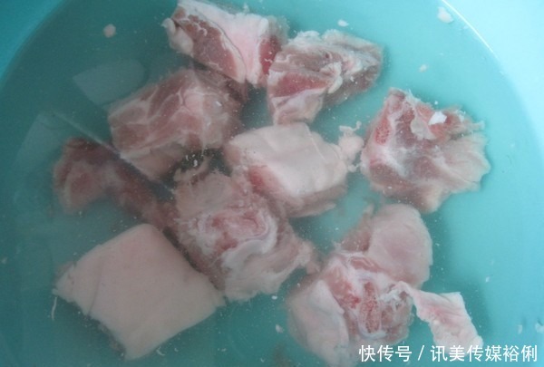 东北人最爱的一道菜,南方人却很嫌弃,东北网友:没吃过太可惜!