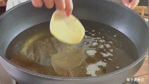 椒盐薯片|椒盐薯片这么做，简单又健康，孩子吃薯片不用买，在家轻松搞定