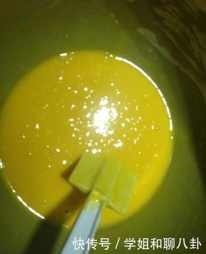 玉米面|香甜玉米饼，随手一搅就能做，手都不沾面，方便好做味道好