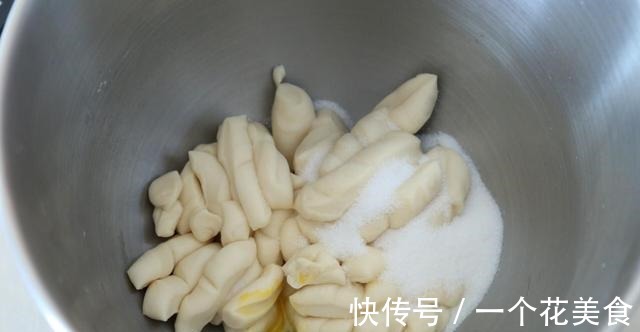 花朵|花朵形状的吐司，好看又好吃，营养又健康！