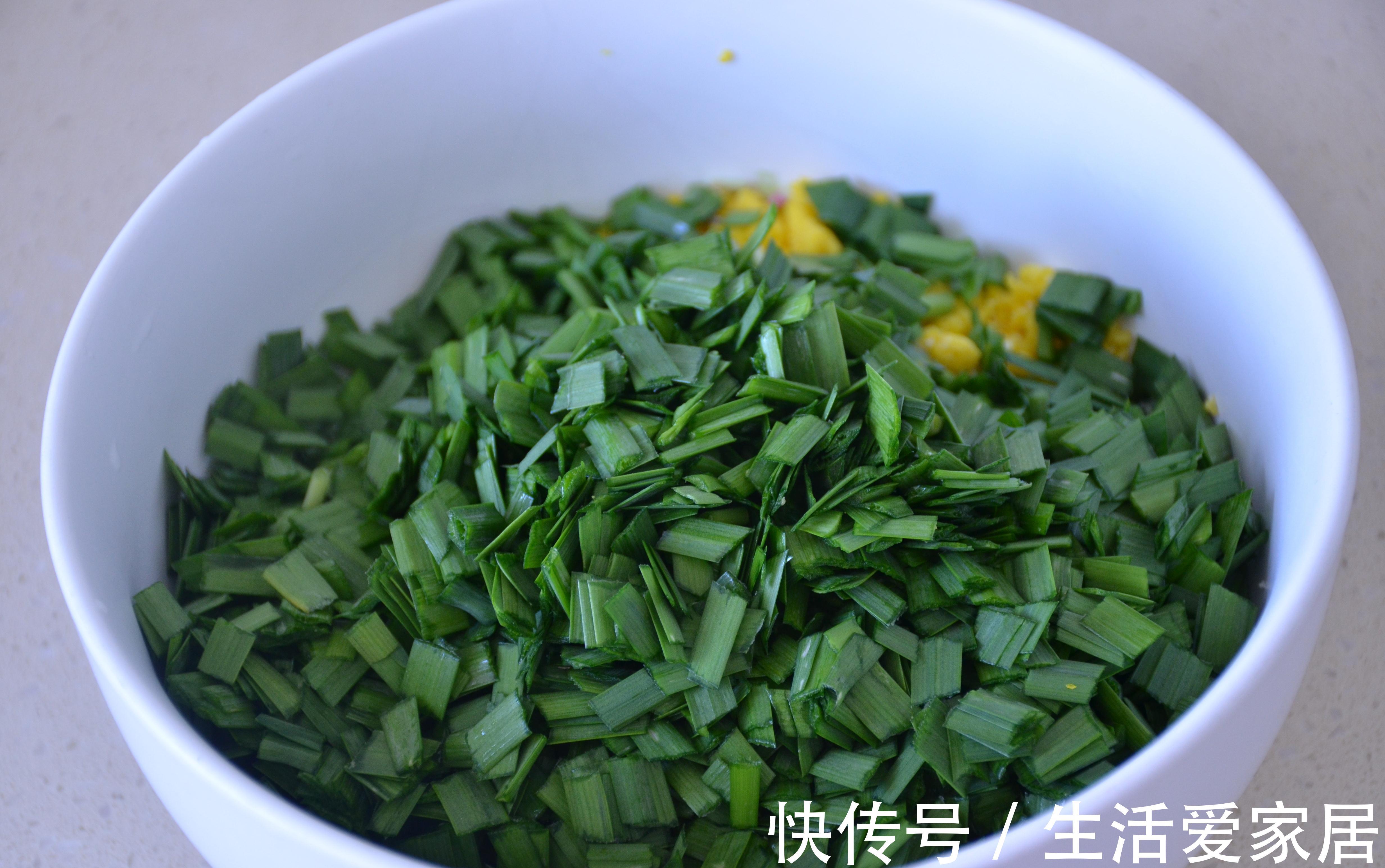 无油版的烙韭菜盒子,无油更健康,外酥里鲜,大人孩子都说好吃