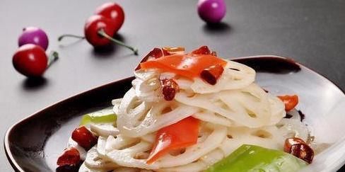 常吃|女性不想老太快,常吃3种食物,补充营养,抗衰老,好处多多