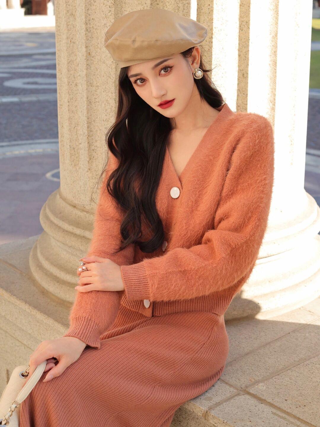 半身裙 冬天怎么把“毛衣”穿出高级感?看看这些搭配,普通人也能驾驭