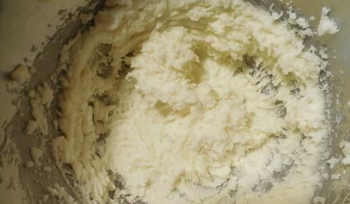 父母眼中的蛋糕VS我们期待收到的蛋糕,吃货我只想正常过个生日