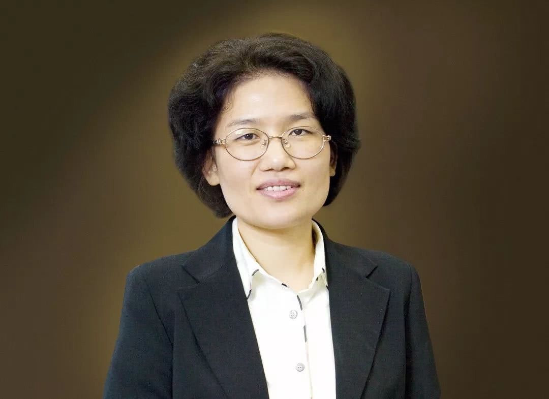 华为|鸿蒙班为何没“落户”清华任正非质问何庭波人跑了,你担责么