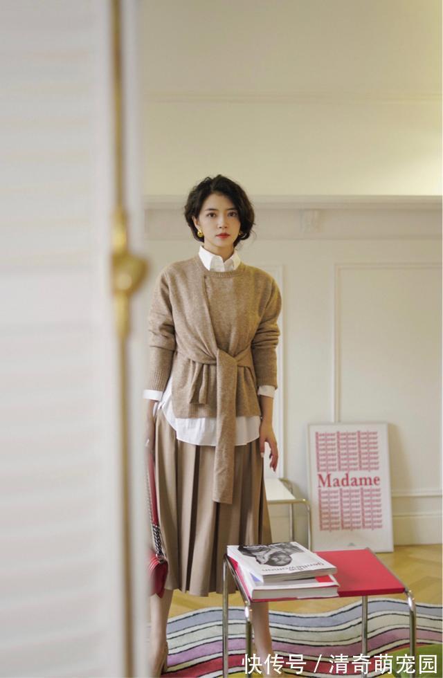 大衣 今秋不流行卫衣配牛仔裤了,像三木这样搭,才是真的美有气质