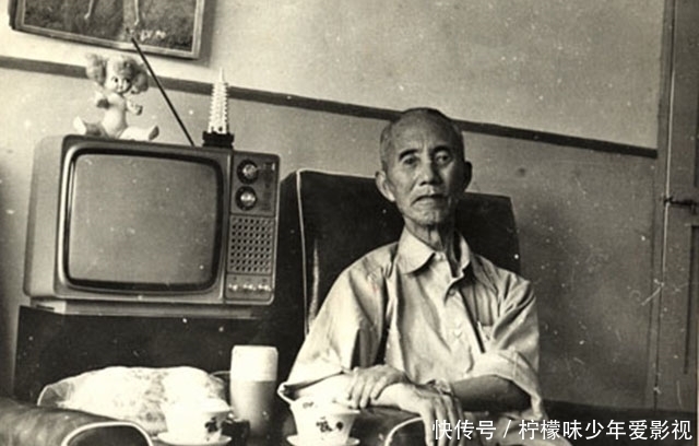 大洋|台儿庄战役:80名国军敢死队员扔掉奖赏的大洋,提出唯一的遗愿