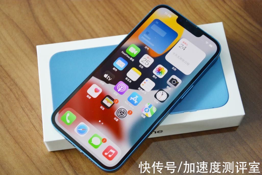 苹果|一代神机iPhone6Plus终过时，换新这三款iPhone最不错