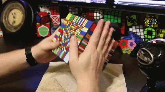 |搞笑GIF:今天给大家展示一下 什么叫做做贼心虚