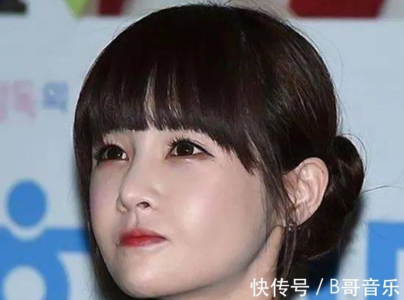 眉毛|女人不管漂亮与否,化妆尽量别犯这3个错误,廉价又显老气!