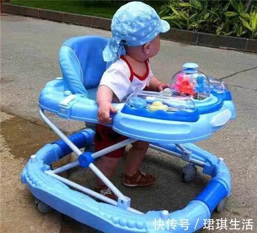 酒精|剃胎发、把尿、学步车,老一辈这些错误育儿法,还有多少人在信奉