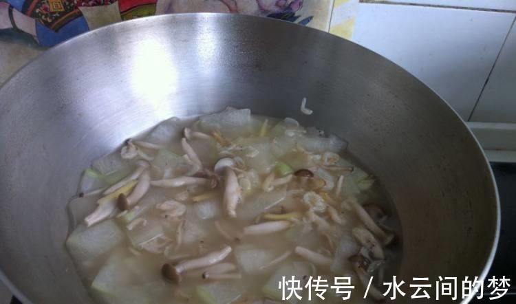 饱腹感|9道素菜减肥期间吃,纤维高又低脂低卡还可以增加饱腹感,放开吃