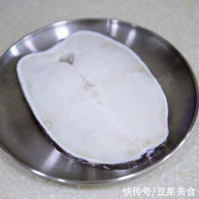 银鳕鱼|超级简单又绝顶美味的香煎银鳕鱼这么做大人孩子都爱吃