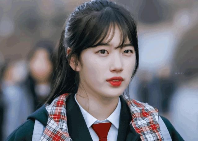 发量少发际线高的女生，赶紧试试这几款刘海！