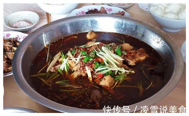 带姐姐去男友家做客，男友特意做一桌菜招待，饭后姐姐让我快点嫁