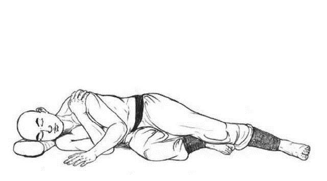 睡觉姿势|这5种睡觉姿势,不仅能在睡觉时养肝补肾,还可以有效的治疗失眠