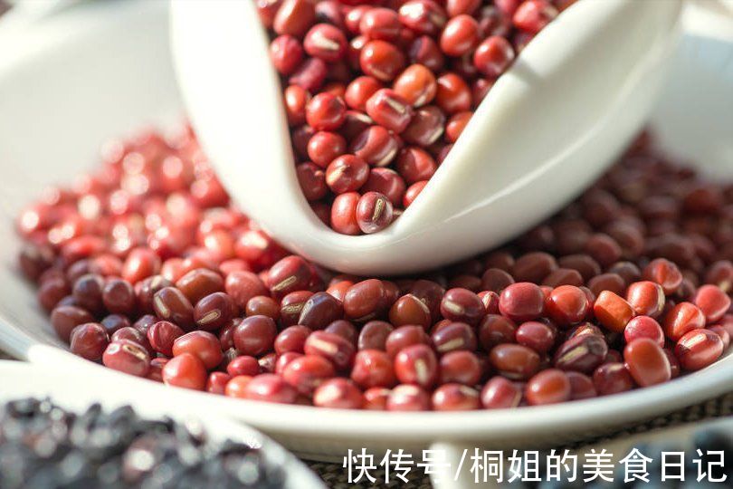 豆沙馅不用买，在家就能做，步骤简单一次成功，清甜细腻香喷喷