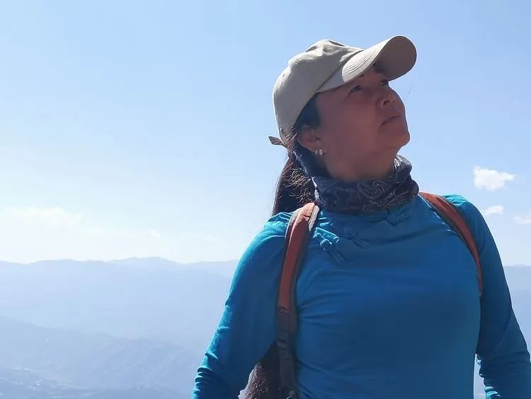 指南村|登顶东川小牯牛山——慈悲殿