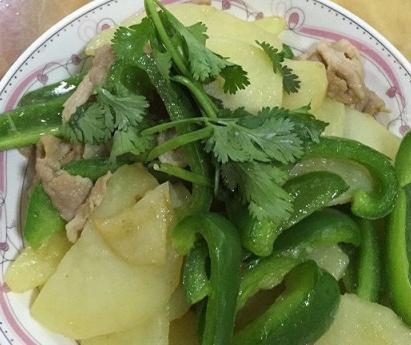 强身健体|女性不想子宫早衰,不妨试试此菜,排毒祛湿,细纹不见了,更年轻