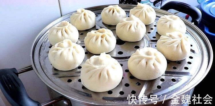 不管蒸馒头还是包子,牢记这“3诀窍”,蓬松饱满,暄软不发硬