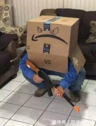 |搞笑趣图段子:完全不会被发现的潜行模式