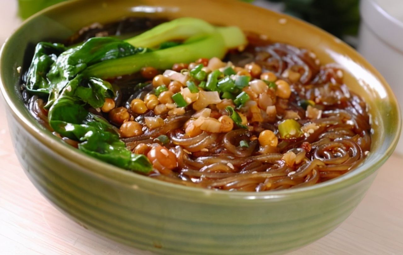 在家|酸辣粉的秘方拿好了,在家也能做出和餐馆一样让你垂涎欲滴的味道