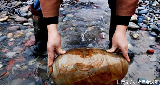 石头|中国靠石头改变命运的村庄,村民住楼房开豪车,却无一人上班