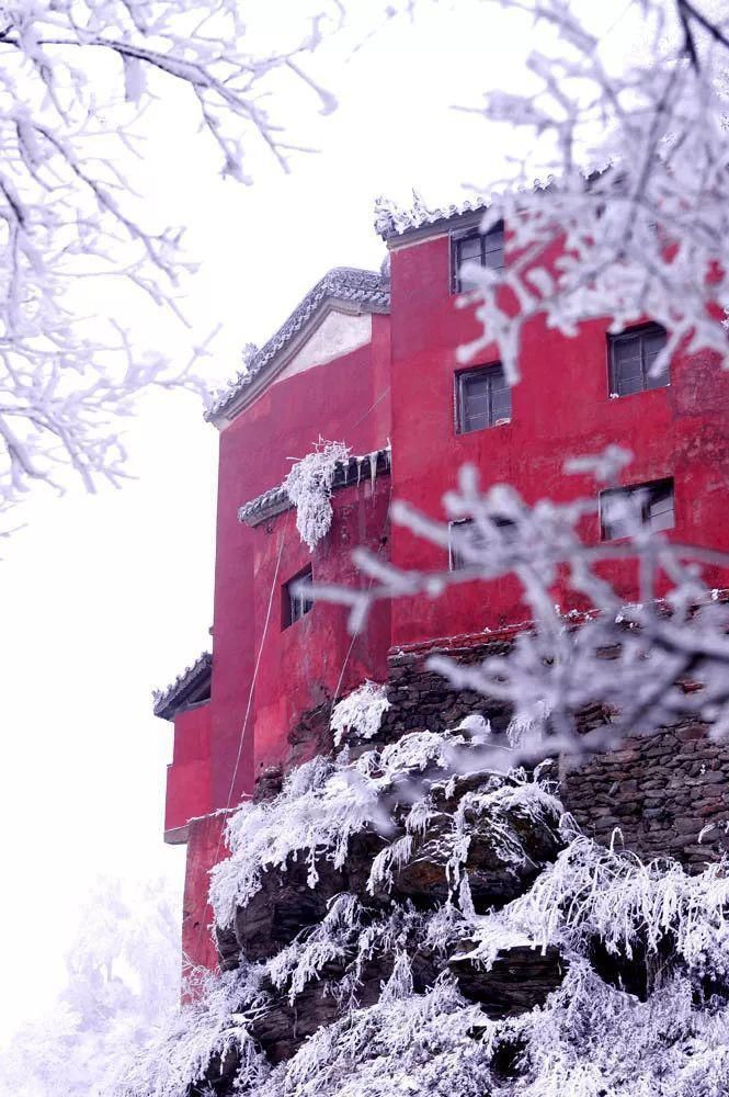 风雪|风雪武当山，仙境藏玄机！大雪封山时，道人、隐士都在干什么！