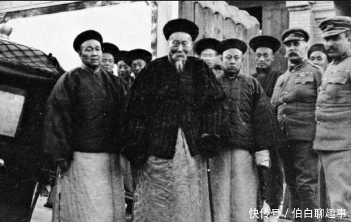 心酸|李鸿章第一次参观马克沁机枪,问了一个问题,让人感到心酸