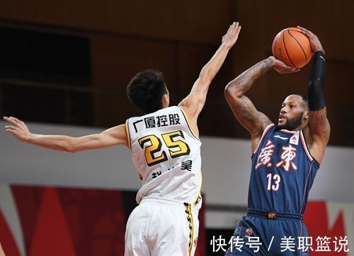 外援|CBA广东男篮遇麻烦,功勋外援不满球队,质疑朱芳雨,会被裁么?