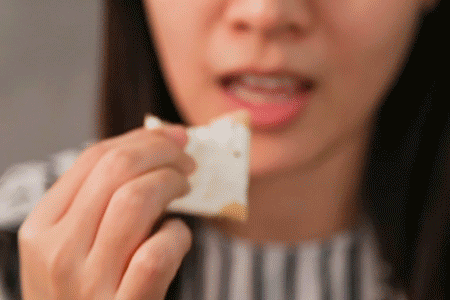 清脆|比奥利奥便宜,却意外火遍朋友圈,饼干界的“小仙女”终于来了!