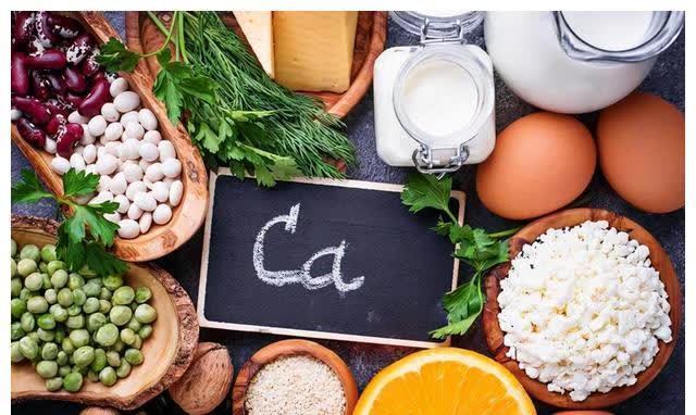 全脂牛奶粉|补钙别总喝牛奶了,这5类全都是“补钙高手”,不知道真是太亏了