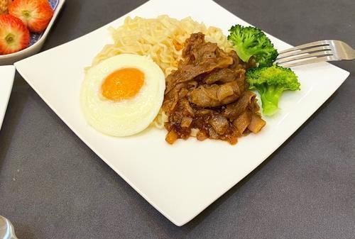 体重|40岁阿姨轻断食晚餐,简单营养,低脂饱腹,同事:难怪体重不过百