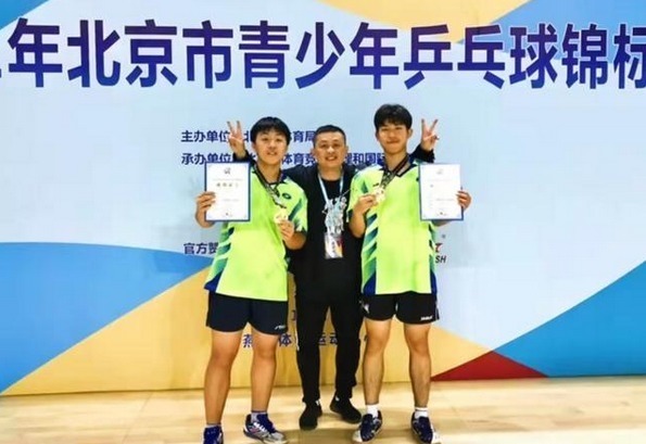 邓亚萍|刘国梁喜得天才!邓亚萍15岁儿子再夺男双冠军,如今身高已超父母