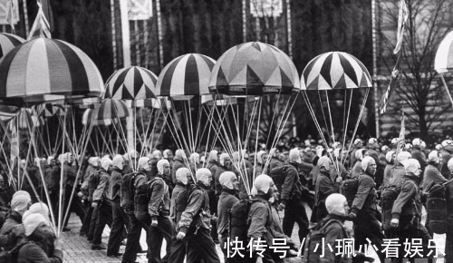 五一|老照片：1958年五一劳动节 莫斯科红场的盛大庆祝活动