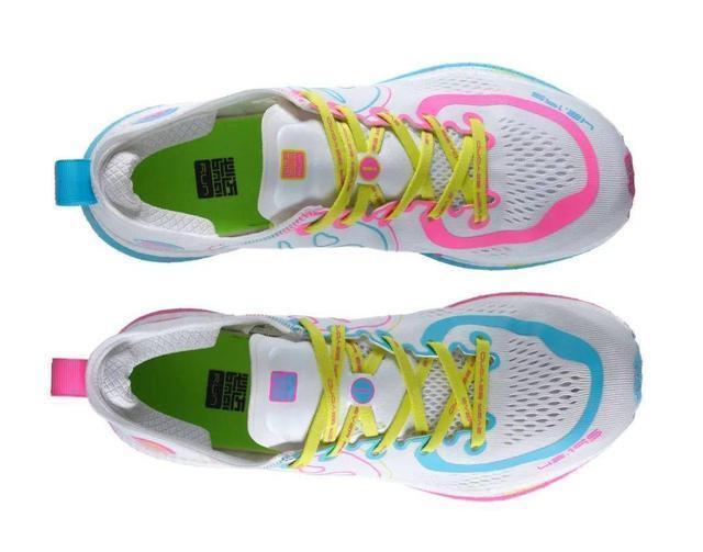 关于碳板跑鞋你了解吗为什么它能那么快，还那么贵