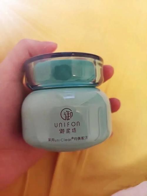 回购|“美妆界”无限回购的“4款”经典单品，你用过哪几个？