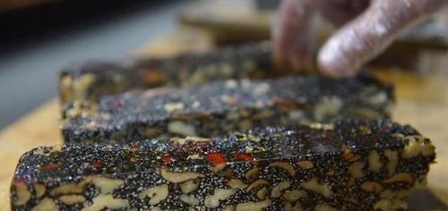 黑芝麻|女性不想变成黄脸婆，最好少碰“催老神器”，有些人却还傻傻爱吃