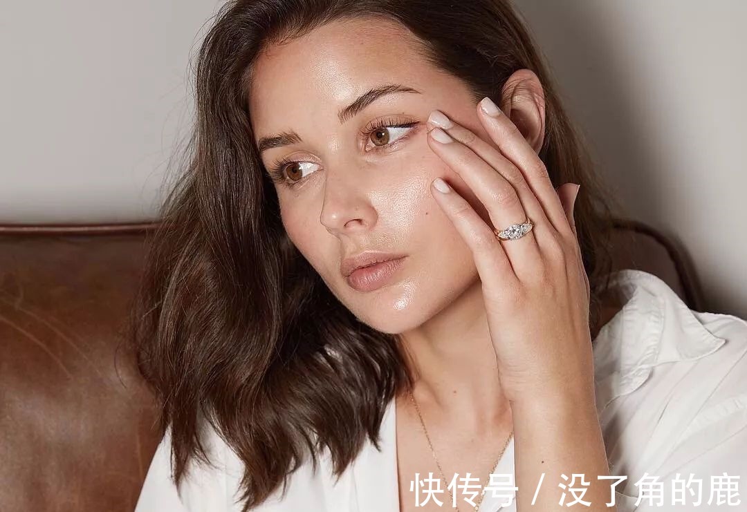 颈部 把皮肤养好的5件护肤小事,只要肯坚持,素颜一样可以很美!