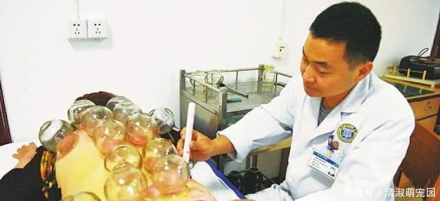 湿气重百病生,祛湿排毒别去拔罐了,做好2点祛湿驱寒好处多