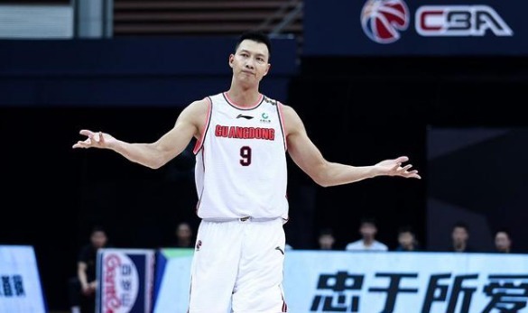 广东男篮|3大原因揭露!易建联仅仅34岁,为什么状态下滑如此严重?