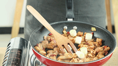 鸡腿肉|宫保鸡丁怎么做?很多人第一步就错了,掌握好这1步是关键