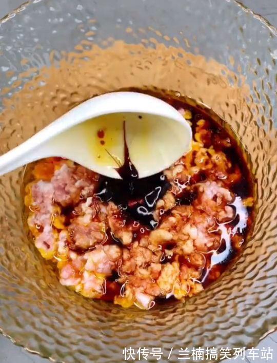 营养|今天美食,山药饺子,你吃过吗,既有营养又非常美味,太好吃了