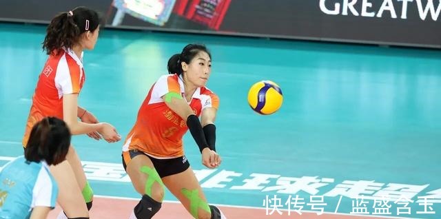 李盈莹|王宝泉惊出一身冷汗！辽宁女排变阵获奇效，险些掀翻李盈莹众国手！