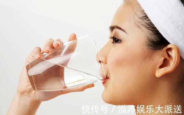 早上起床|早上起床后,有4个习惯的人,恭喜身体比较健康,易长寿