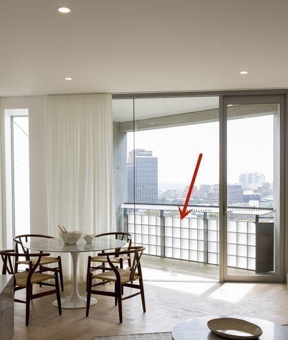 玻璃|封阳台用玻璃砖,全小区头一家,整栋楼属我家阳台光线最好